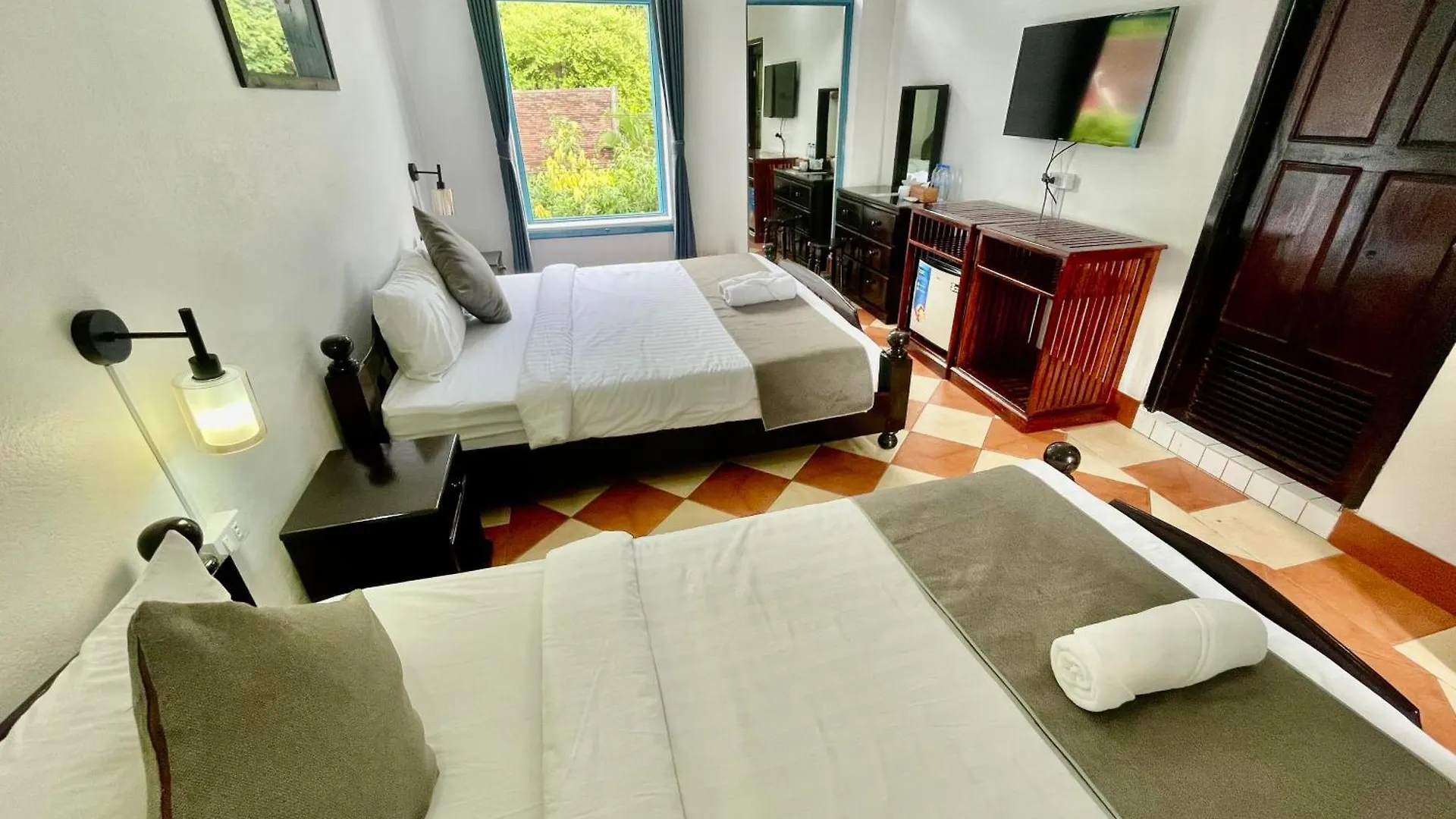 Villa Merry Lao Ban Aphay Luang Prabang 0*,  Laos